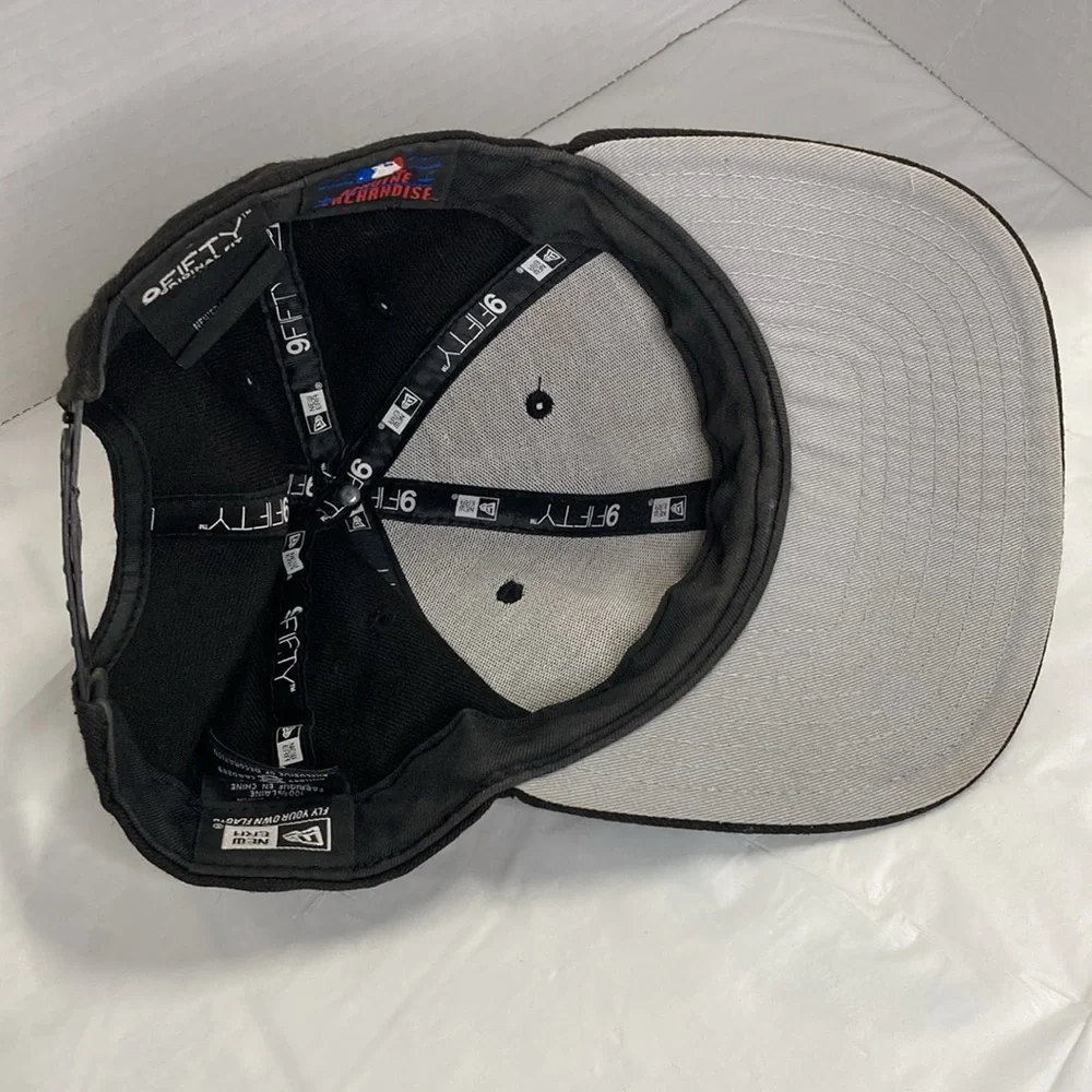 Arizona Diamondbacks New Era Snapback Truckers Cap Wool Unique Logo Black OSFM
